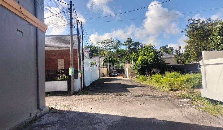  Plot of land in a housing complex on Jalan Pura Masuka, Ungasan. 2