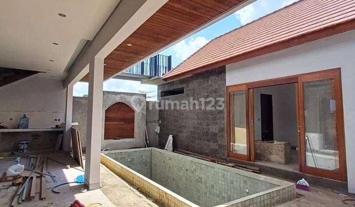 Dijual Villa Baru 2 Lantai Lokasi Strategis di Jl. Abasan - Canggu. 1