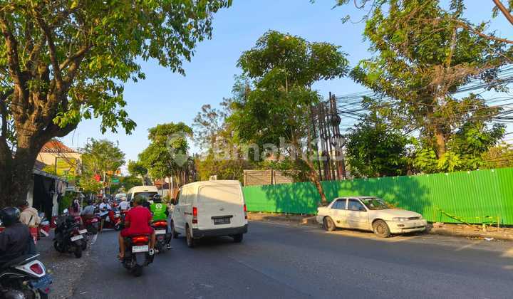 Urgent sale of a 1-hectare premium land located at Jl. Uluwatu 2, Jimbaran. Urgent sale of a 1-hectare premium land located at Jl. Uluwatu 2, Jimbaran.