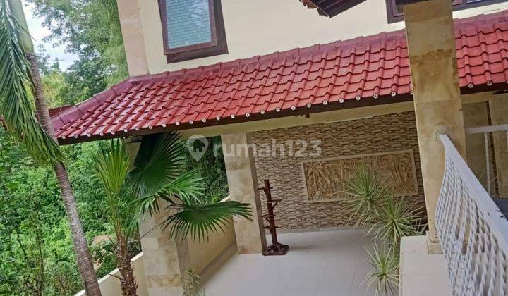 Villa cantik deket pantai Melasti Beach Harga Terbaik 2