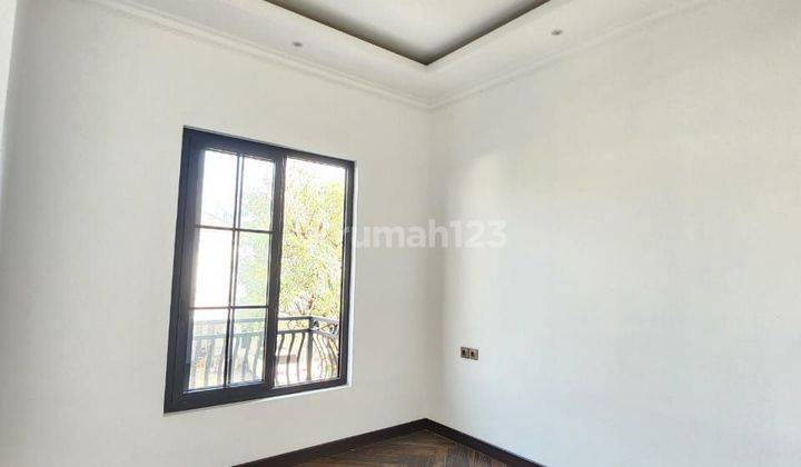 Rumah Mewah Brand New 3 Lantai Harga Termurah Dikelasnya Lokasi Cakep  2