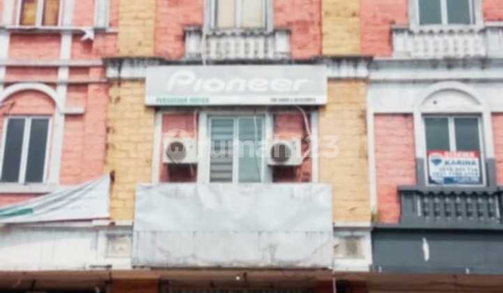 3-Story Shop House on Boulevard Road Cheapest in Its Class Strategic Location