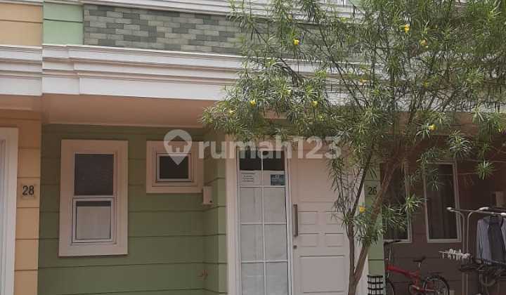 Neat House Ready to Live In Strategic Location &amp; Lowest Price