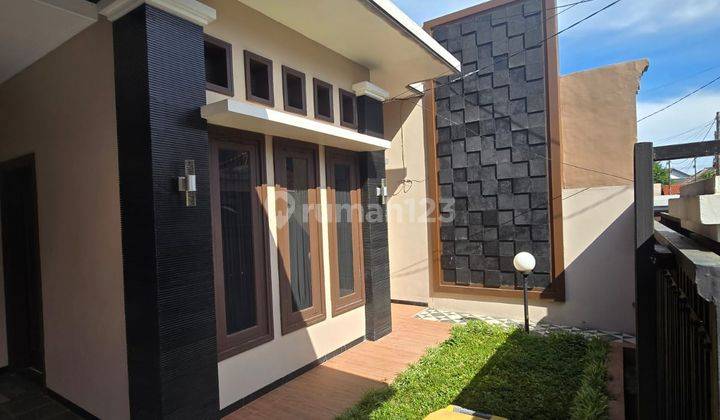 Rumah Cantik Full Renovasi Siap Huni Harga Terbaik 2