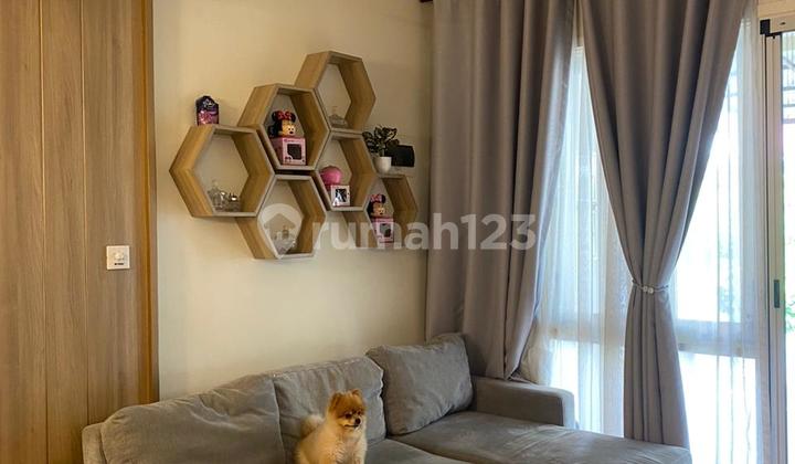 Rumah Full Renovasi Lokasi Strategis Cluster Summarecon Harga Termurah Dikelasnya