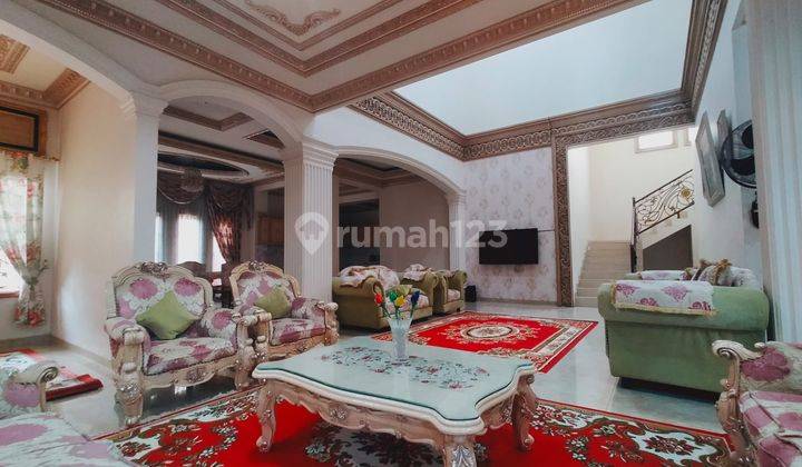 Rumah Mewah Di Tengah Kota Dijual Setengah Harga 8