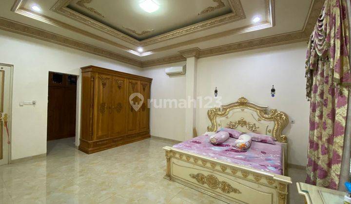 Rumah Mewah Di Tengah Kota Dijual Setengah Harga 18