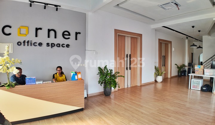 Office Space for Rent for 3 - 4 People in Fatmawati