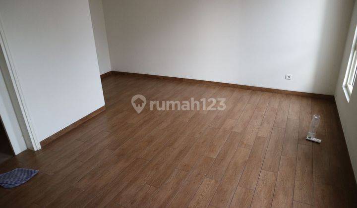 Rumah di Sutera Leora Alam Sutera Tangerang Dekat Pasar 8 13