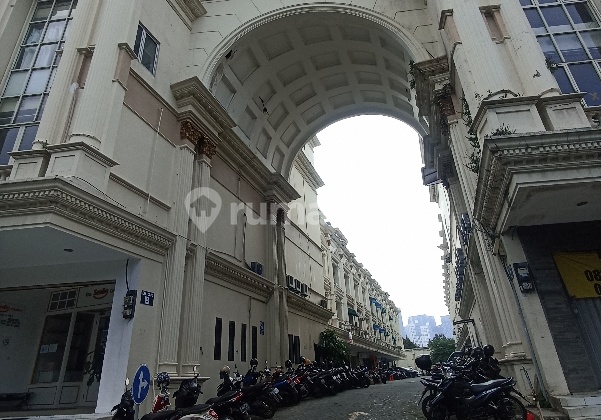 Di Jual Ruko Murah Siap Pakai Di Royal Palace Jl. Soepomo Tebet