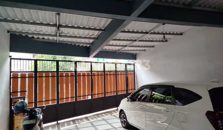 Dijual Rumah Siap Huni Didekat Stasiun Wonokromo Dijual Rumah Siap Huni Didekat Stasiun Wonokromo