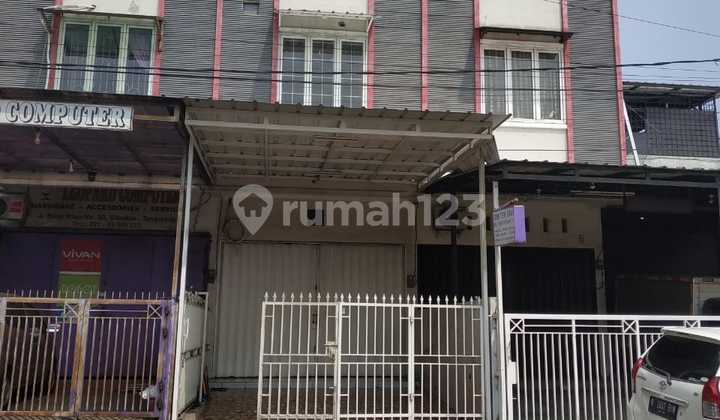 Cheap for Rent Shop House in Karawaci Tangerang 1 Housing Complex 2