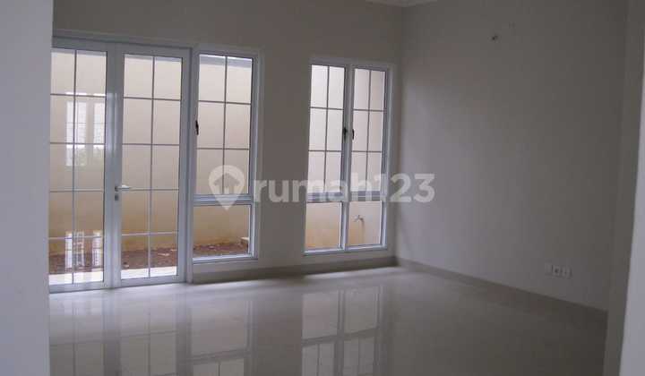 Rapi Di Cluster Menaggio Village Gading Serpong  2