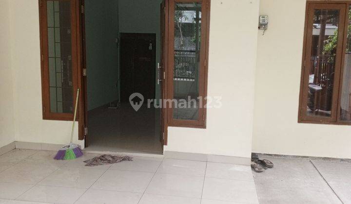 Rumah di Kavling DKI 2 Lantai Semi Furnished Jagakarsa Jakarta Selatan  1