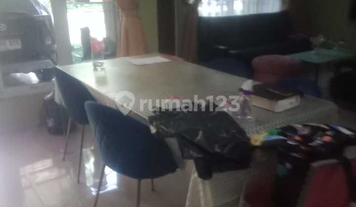 Full Furnished Dalam Cluster Tingkat Keamanan 24 Jam Ada Kolam Renangnya