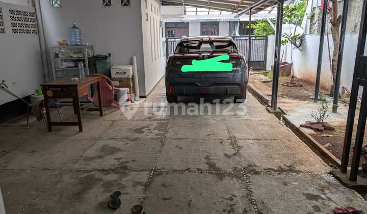 Rumah Luas Strategis Tebet Jual Cepat 2