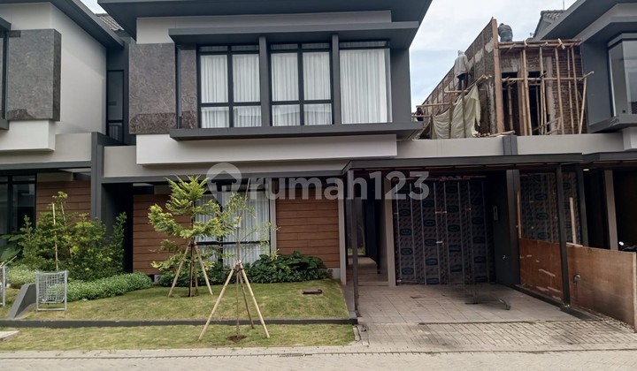 Rumah Ideal untuk Keluarga di Kawasan Kota Baru Parahyangan Bandung Aman dan Asri