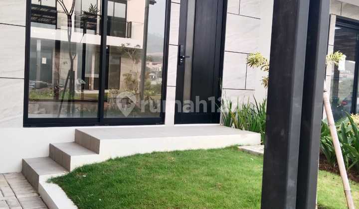 Rumah Baru Desain Modern di Kota Baru Parahyangan Bandung