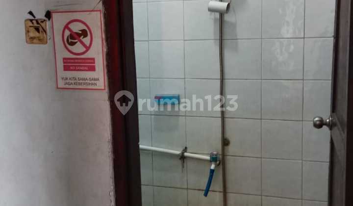 Boarding House on Jl. Dakota Bandung, 3 Floors Negotiable Price 2