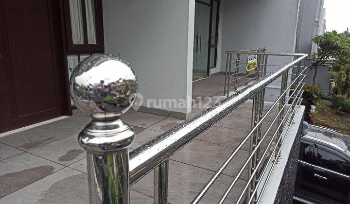 Rumah Siap Huni 3 lantai Sudirman Townhouse Jarang ada 2