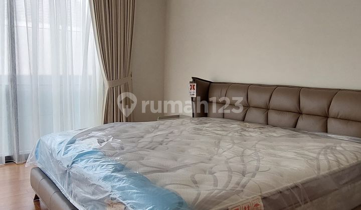 Rumah di Kota Baru Parahyangan Bandung Barat, Nuansa Sangat Mewah 2