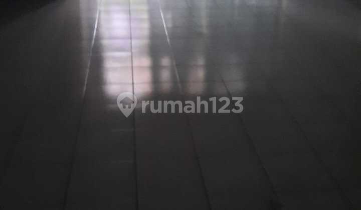 Rumah Minimalis Posisi Hook di Jalan Venus Bandung 2