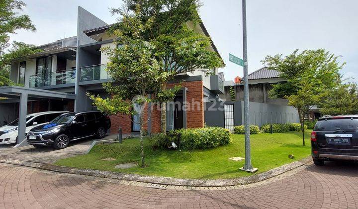 Rumah di Kota Baru Parahyangan Bandung, Mewah Full Furnished 2