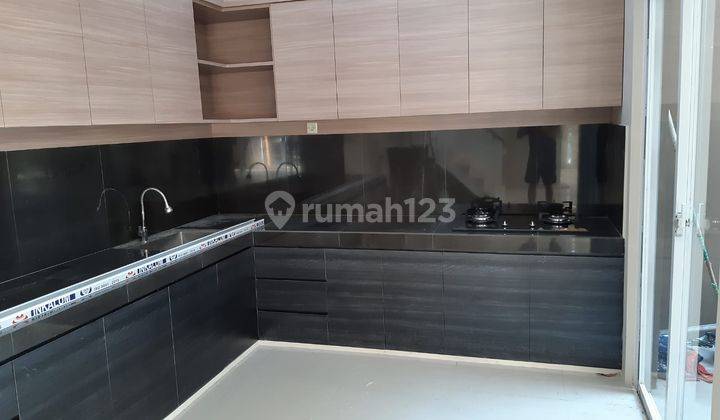 Rumah di Kota Baru Parahyangan Bandung Barat, Hook Unfurnished 1