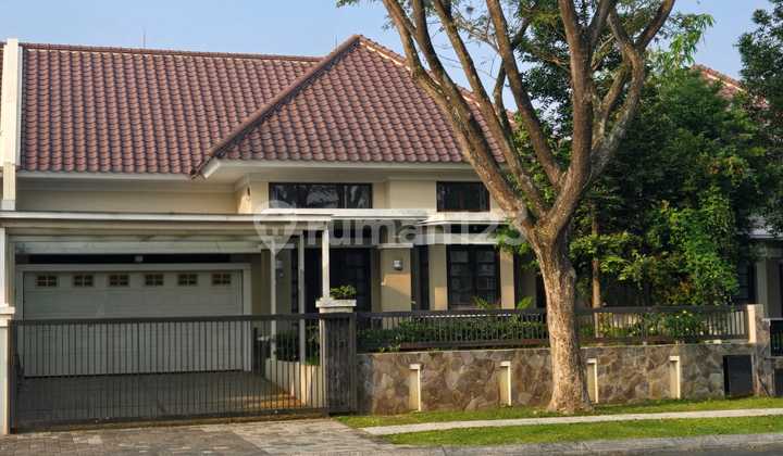 Dijual Rumah Mewah di Guruminda Kota Baru Parahyangan Bandung
