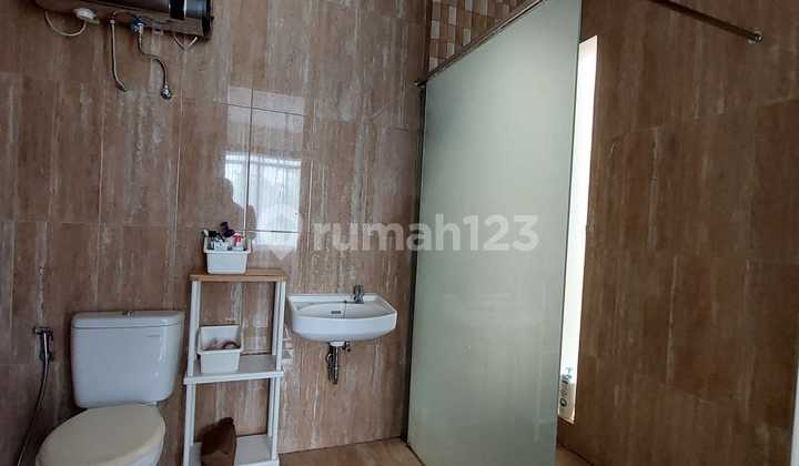 Rumah di Kamandaka Kota Baru Parahyangan, Mewah 2 Lantai 2