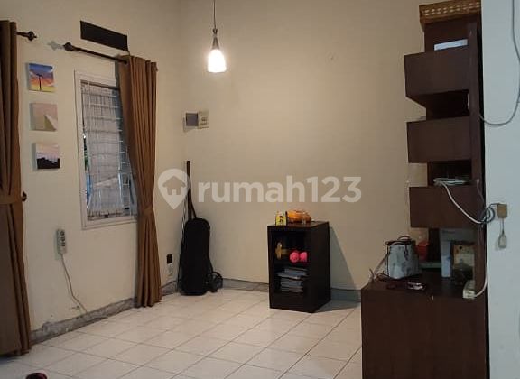 Furnished Ready-to-Live House in Tatar Jingganagara, Baru Parahyangan City, Bandung 2