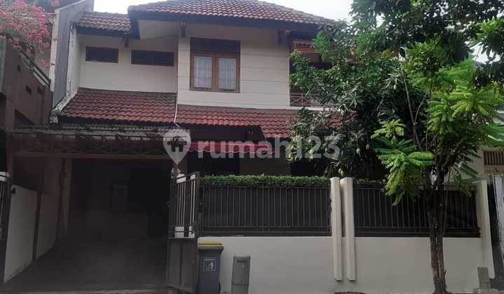 Dijual Hunian Taman Rempoa Indah Dua Lantai Harga Nego