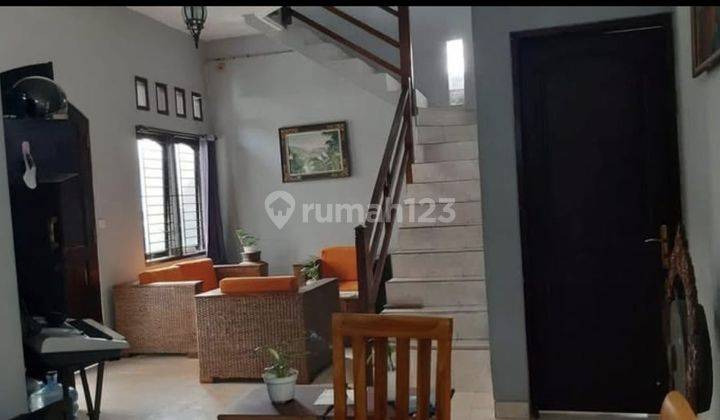 Dijual Rumah 2 Lantai 2