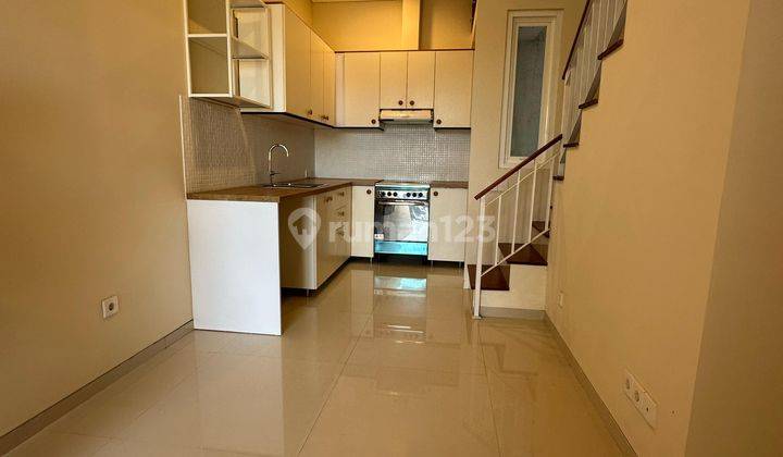 Dijual Rumah 2 Lantai Siap Huni Renon 2