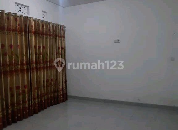 Dijual Rumah Strategis