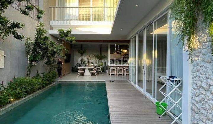 Dijual villa mewah seminyak 1