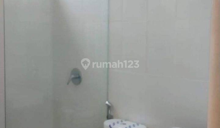 Dijual rumah lantai2 baru di jalan Tukad  pekerisan 2