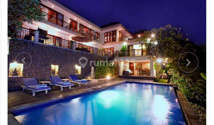 Dijual villa di Canggu berawe 1