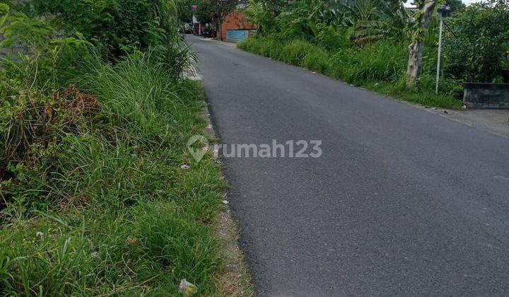 Land for sale on the side of the main road of Munggu Kapal 1