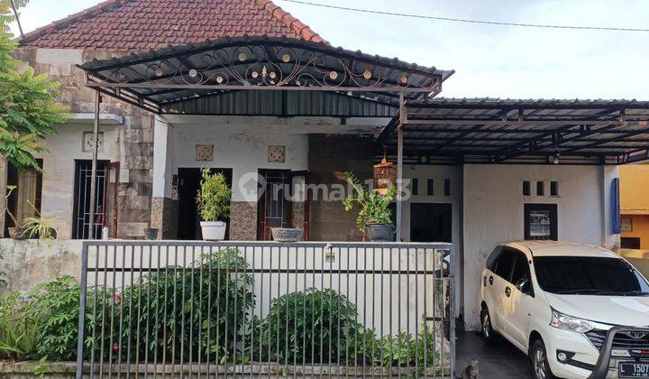 Dijual rumah rapi dan bersih di buduk badung 1