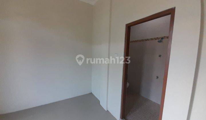 Dijual rumah lantai 2 Ceningan sari sesetan 2