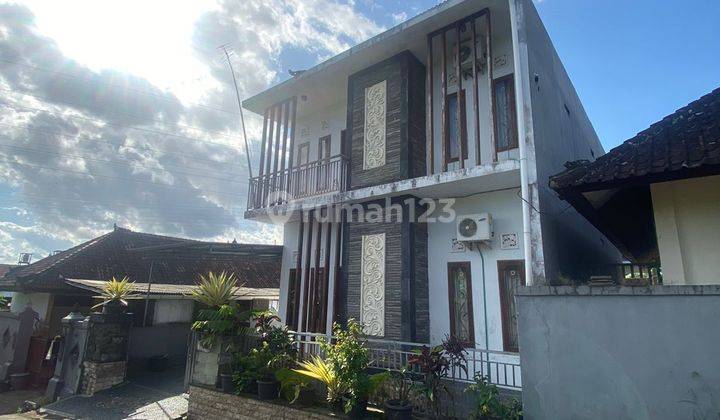 Dijual rumah second lantai 2 Abian base 1