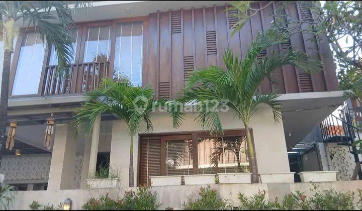 Dijual Rumah Modern Lantai 2 Renon Rumah 1