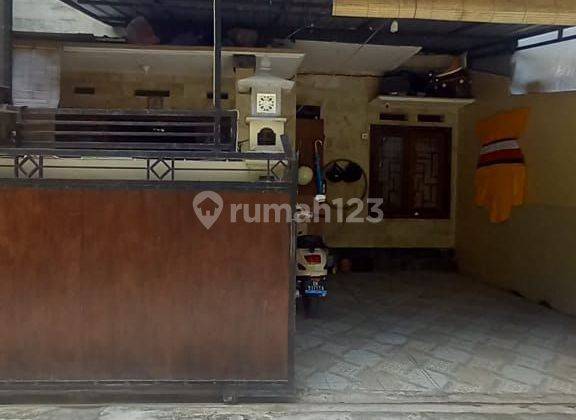 Dijual Rumah Second Lantai 2 Denpasar Timur 1