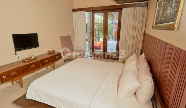 Dijual Villa Mewah Umaalas