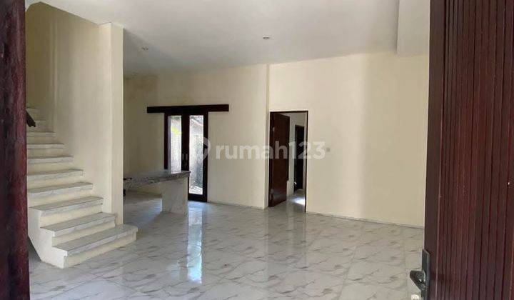 Dijual Rumah Modern Lantai 2 2