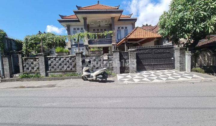 Dijual Rumah Lantai 2 Sesetan  2