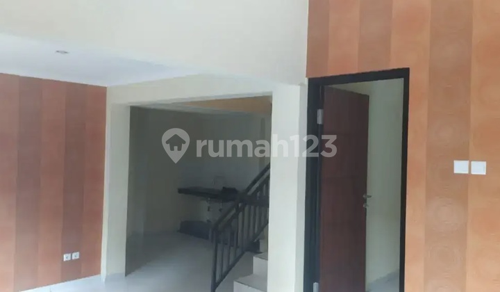 Rumah Cocok Kos Kosan Bertaman Dekat Mall Pelayanan Publik Cimahi 5