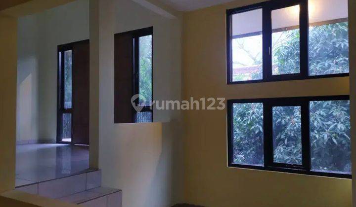 Rumah Cocok Kos Kosan Bertaman Dekat Mall Pelayanan Publik Cimahi 7