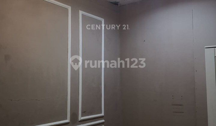 Rumah Siap Huni di Lavesh Harapan Indah Bekasi 2 KT 2 KM SHM 2